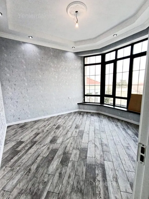 Satılır 6 otaqlı həyət evi 250 m²