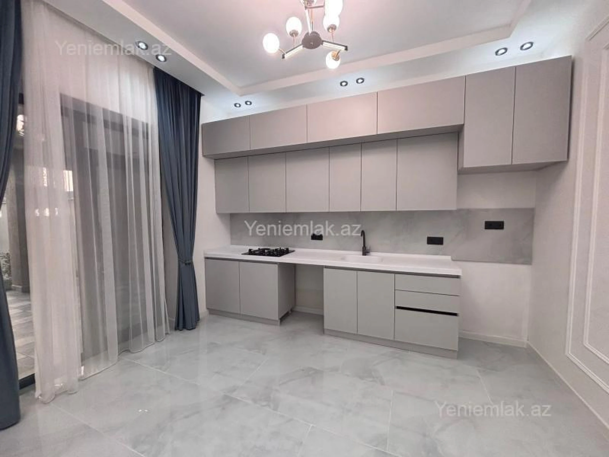 Satılır 4 otaqlı həyət evi 150 m²