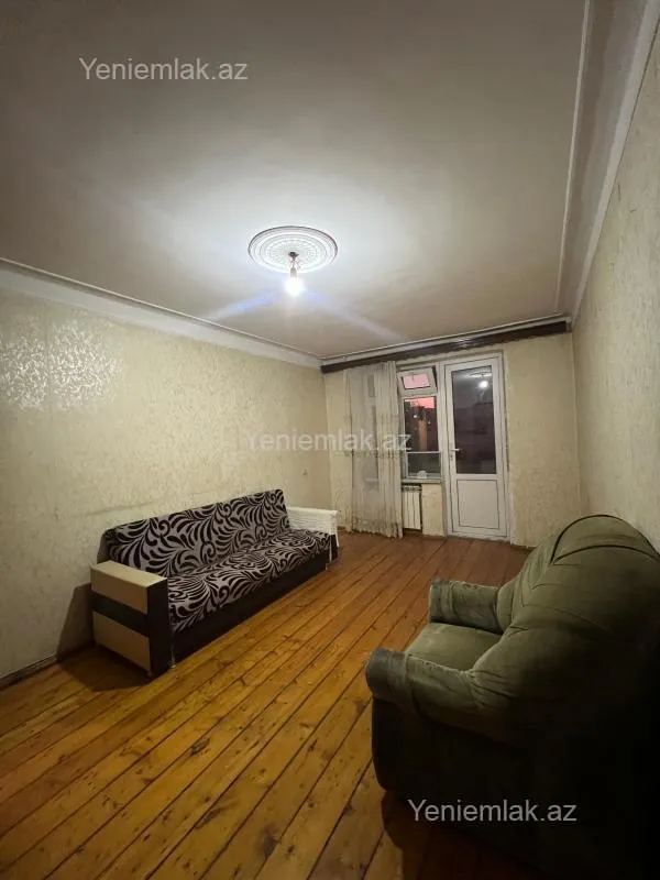 Satılır 2 otaqlı köhnə tikili 57 m²