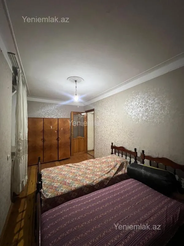 Satılır 2 otaqlı köhnə tikili 57 m²