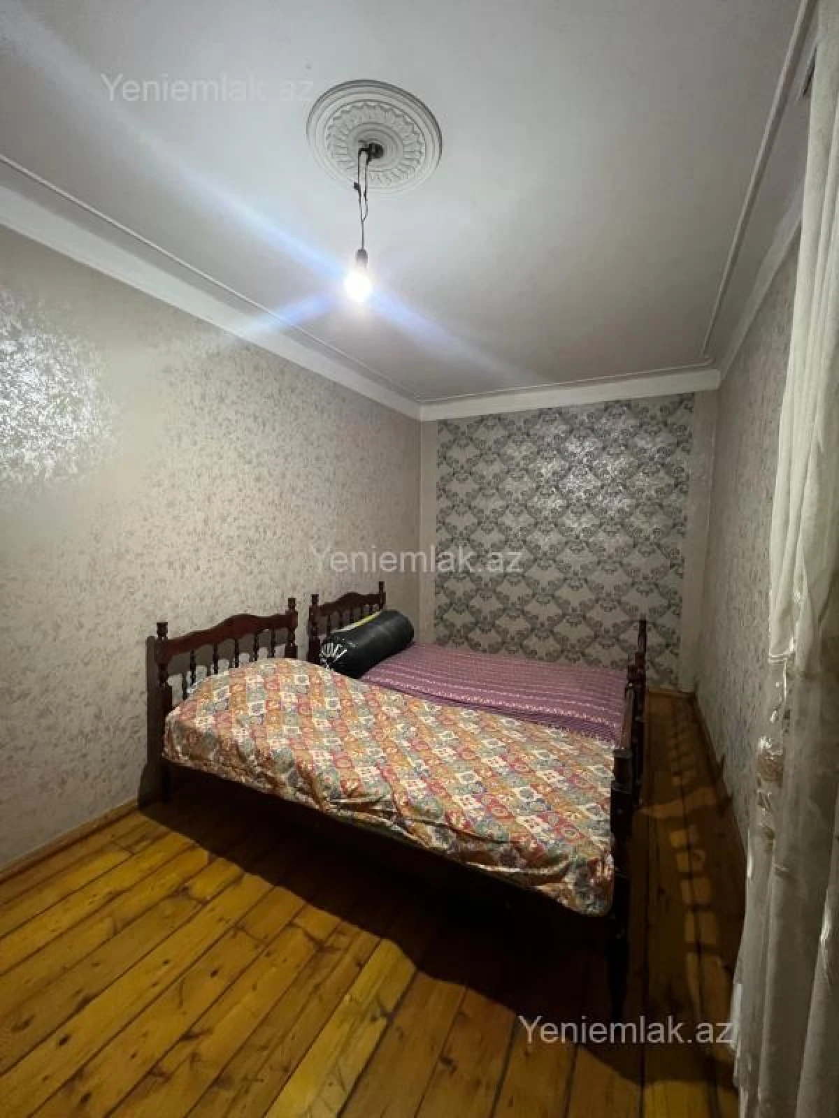 Satılır 2 otaqlı köhnə tikili 57 m²