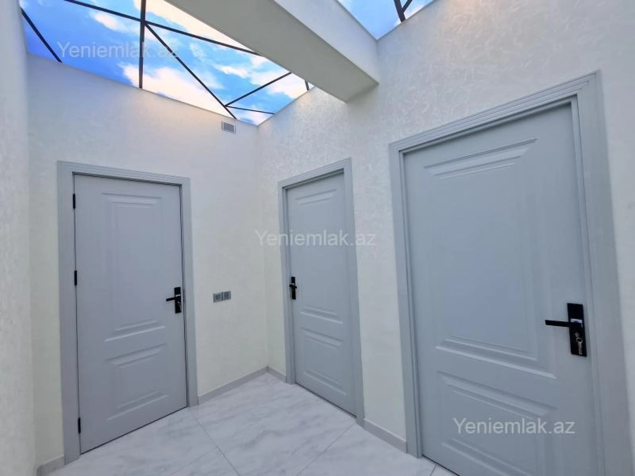 Satılır 2 otaqlı yeni tikili 65 m²