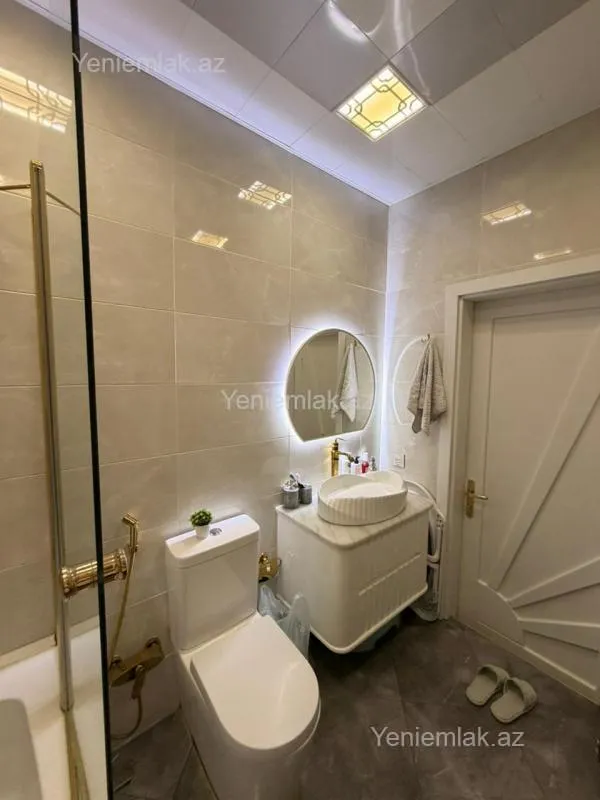 Satılır 2 otaqlı yeni tikili 80 m²