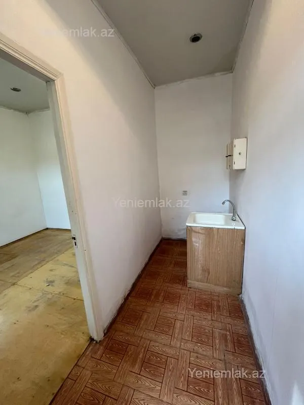Satılır 4 otaqlı həyət evi 115 m²
