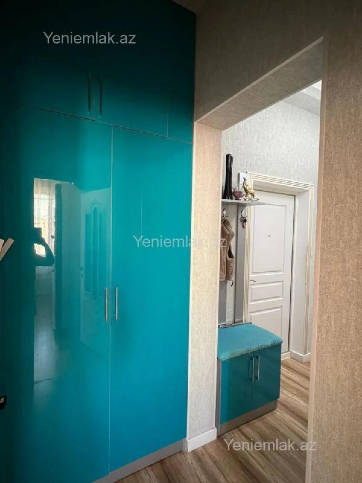 Satılır 2 otaqlı yeni tikili 60 m²