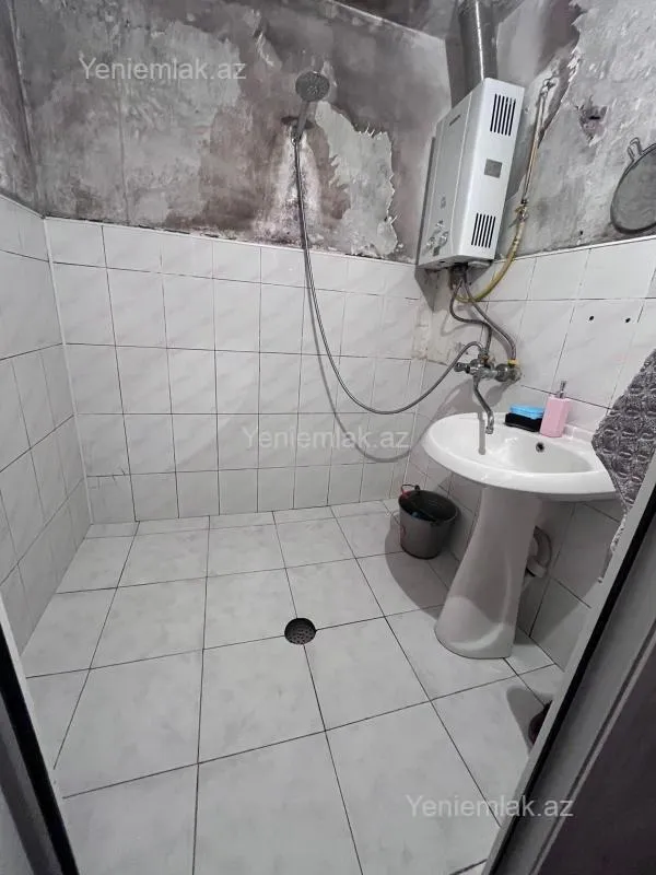 Satılır 3 otaqlı köhnə tikili 66 m²