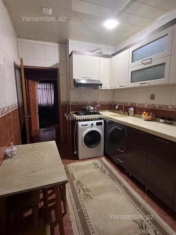 Satılır 3 otaqlı köhnə tikili 66 m²