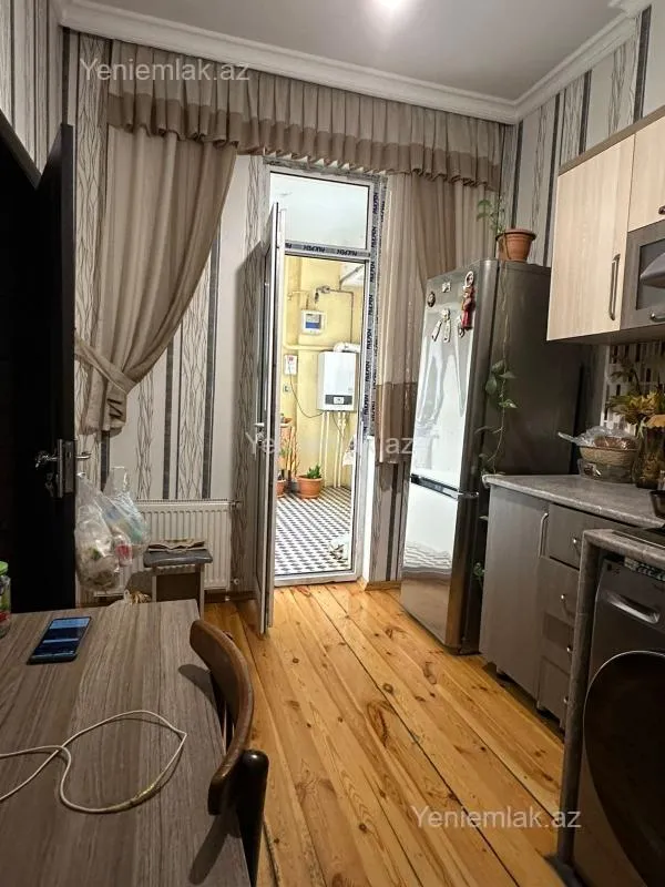 Satılır 2 otaqlı yeni tikili 83 m²