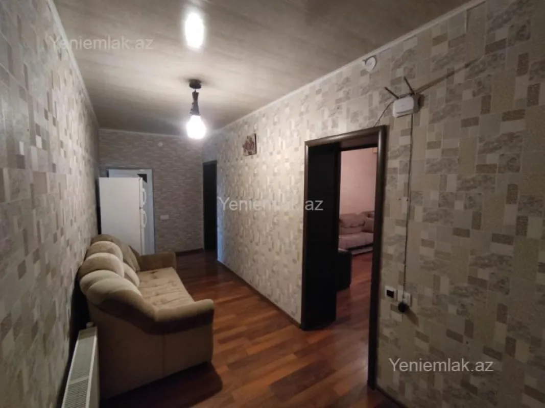 Satılır 2 otaqlı köhnə tikili 55 m²