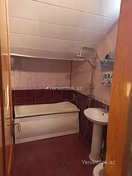 Satılır 3 otaqlı həyət evi 130 m²