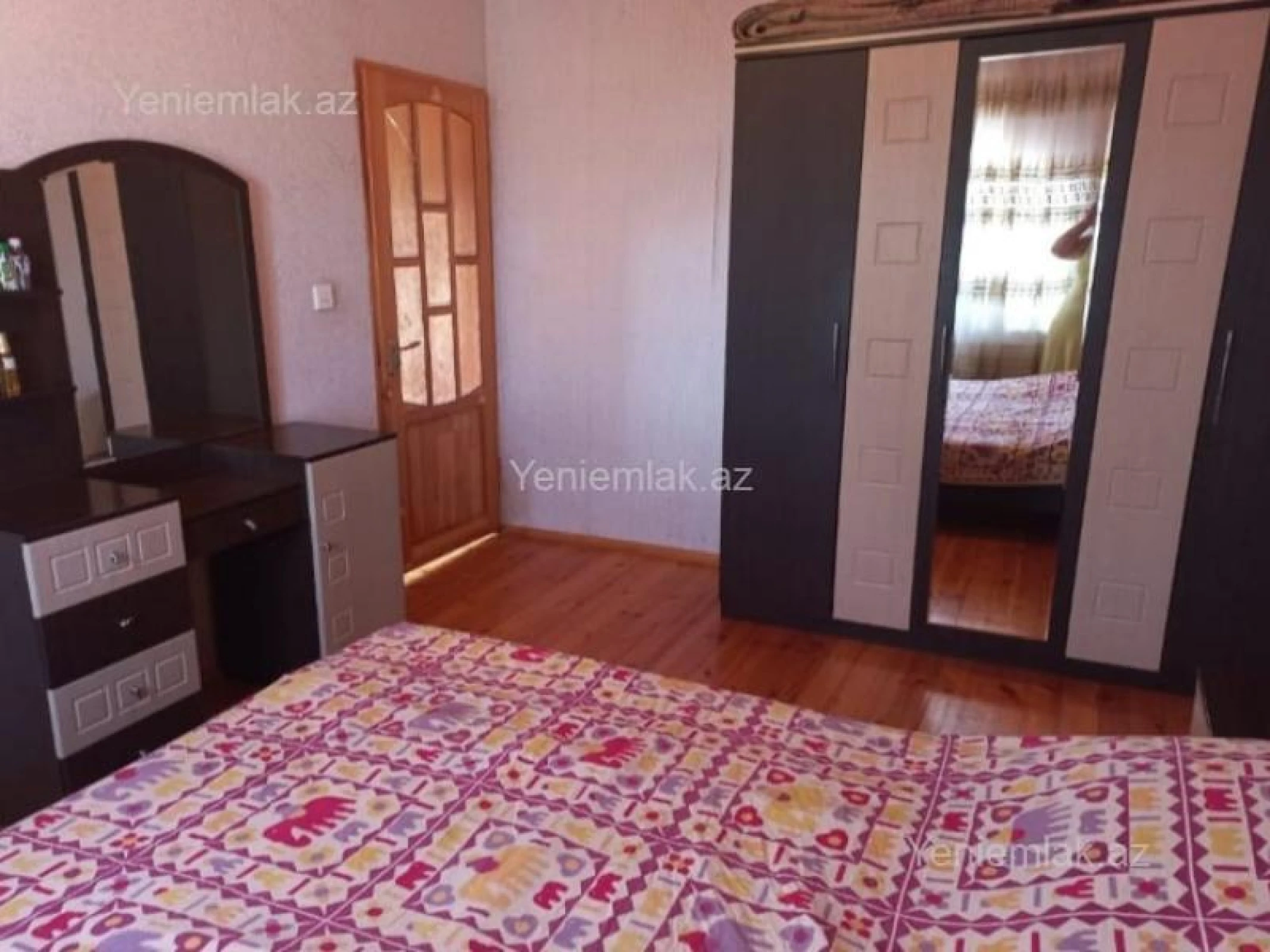 Satılır 3 otaqlı həyət evi 130 m²