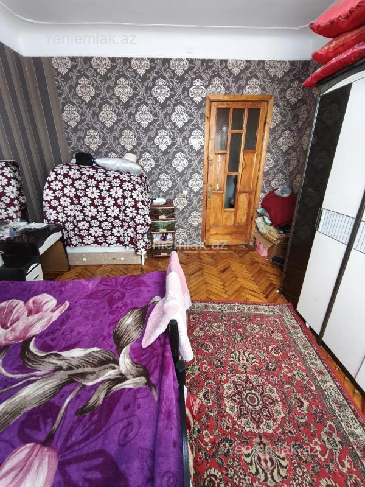 Satılır 2 otaqlı köhnə tikili 55 m²