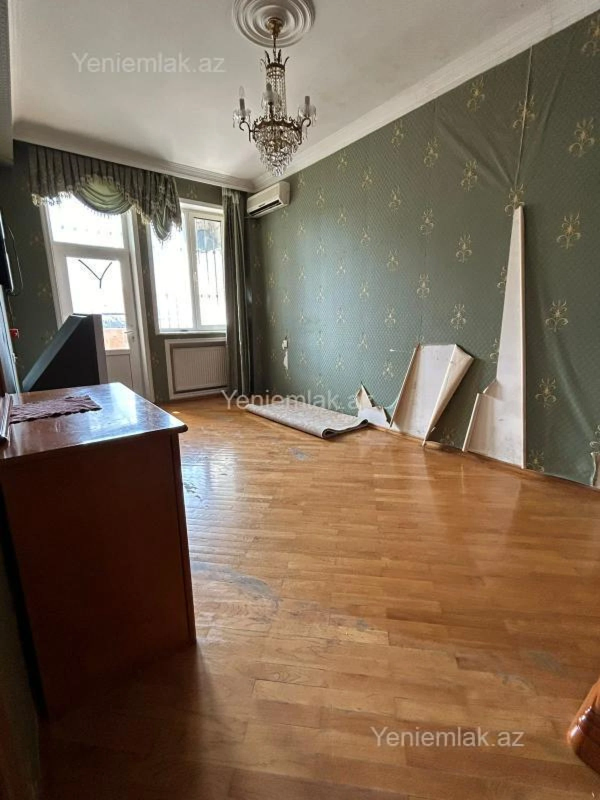 Satılır 4 otaqlı yeni tikili 160 m²