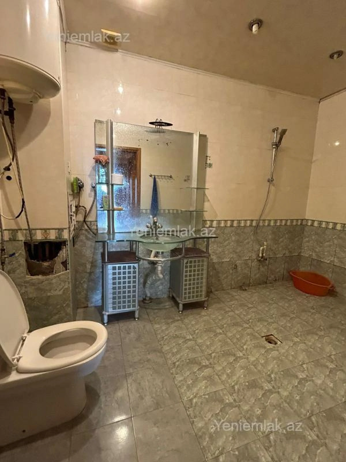 Satılır 4 otaqlı yeni tikili 160 m²