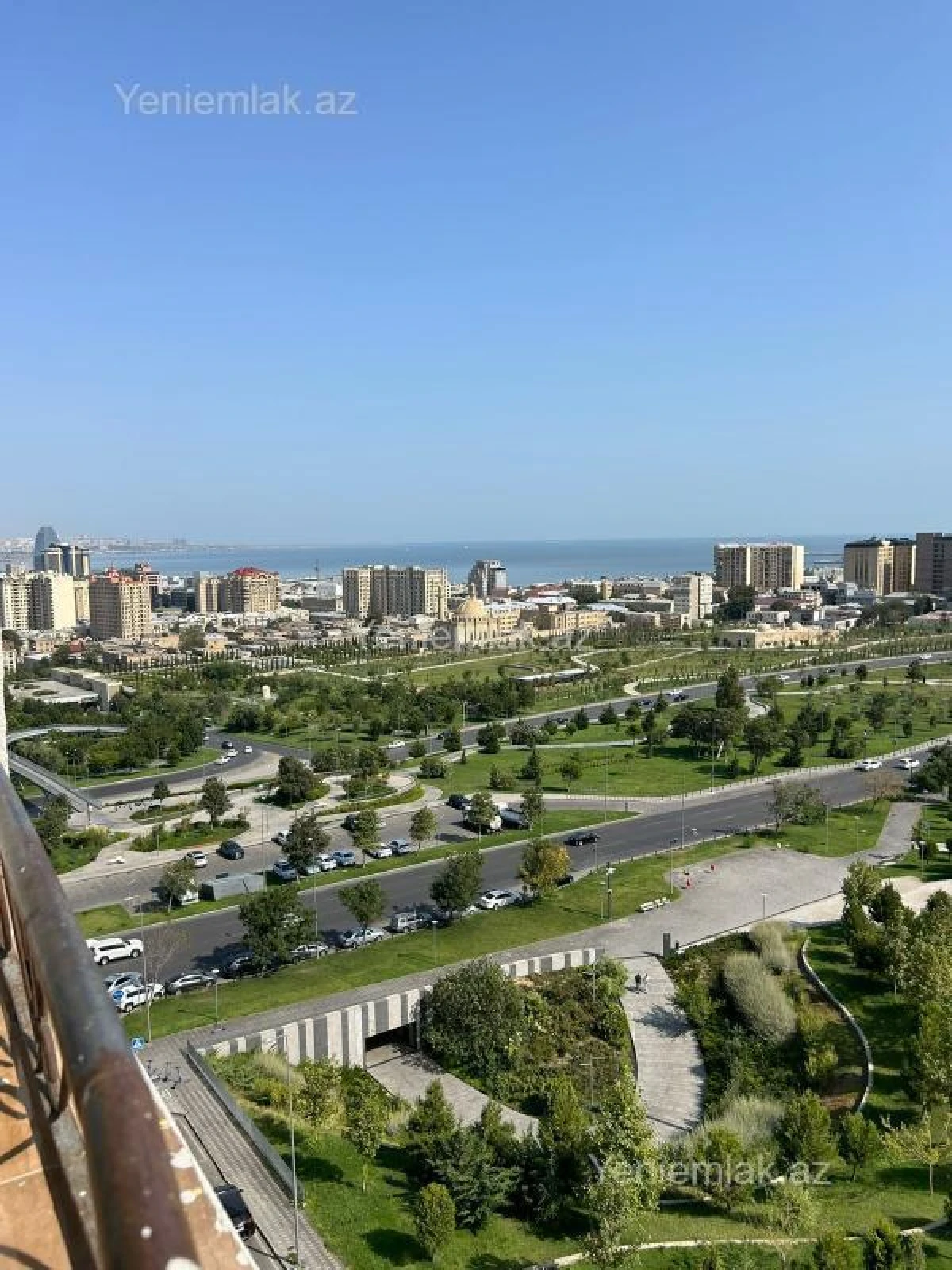 Satılır 4 otaqlı yeni tikili 160 m²