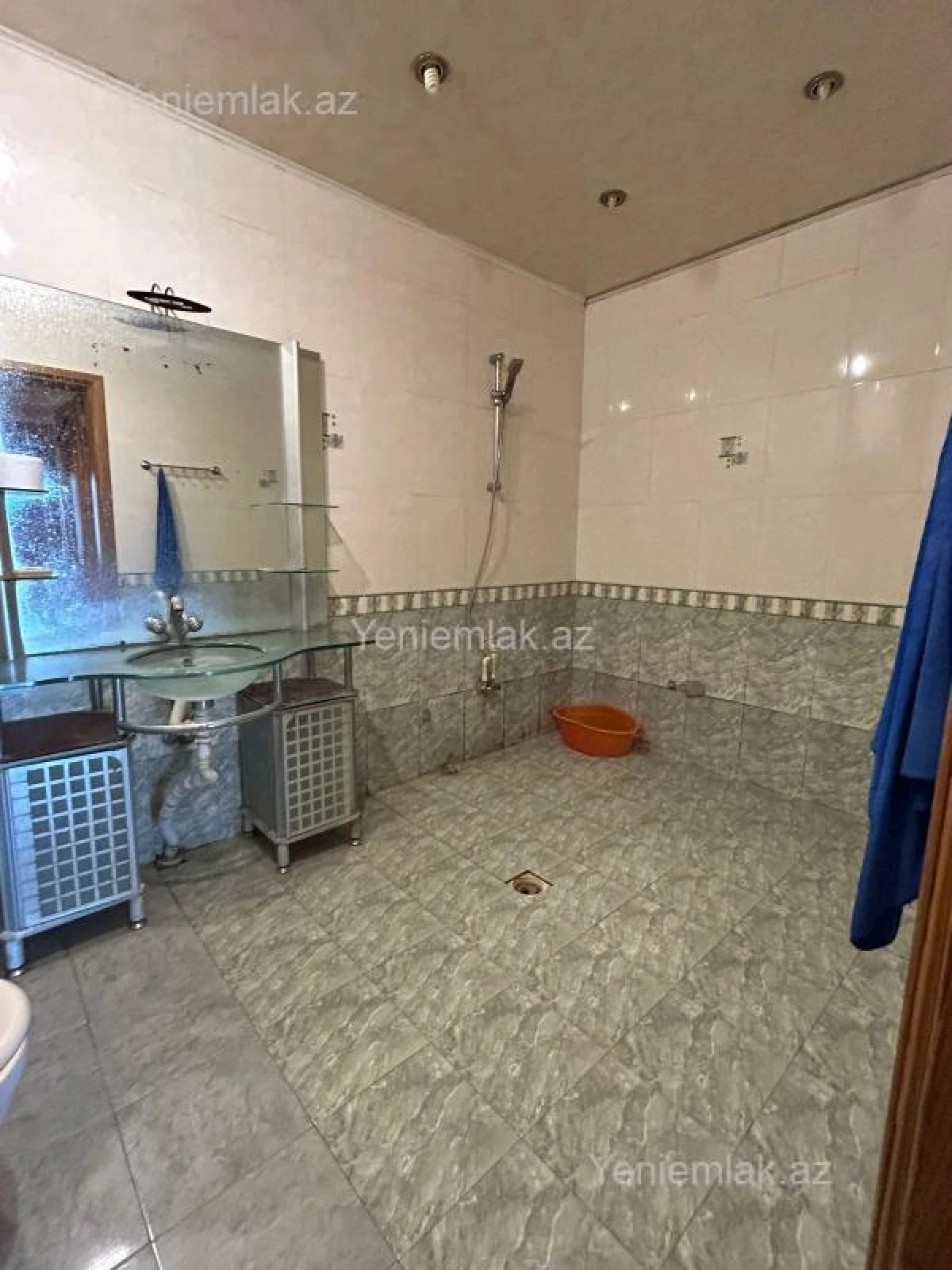 Satılır 4 otaqlı yeni tikili 160 m²