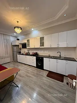 Satılır 5 otaqlı həyət evi 140 m²