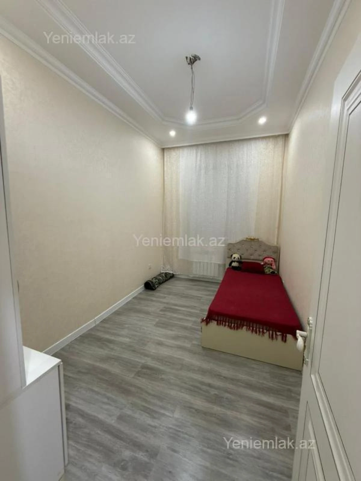 Satılır 5 otaqlı həyət evi 140 m²