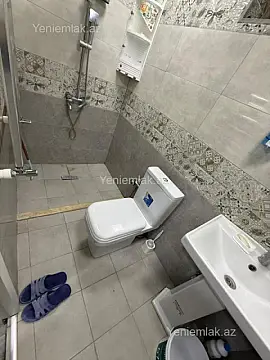 Satılır 5 otaqlı həyət evi 140 m²