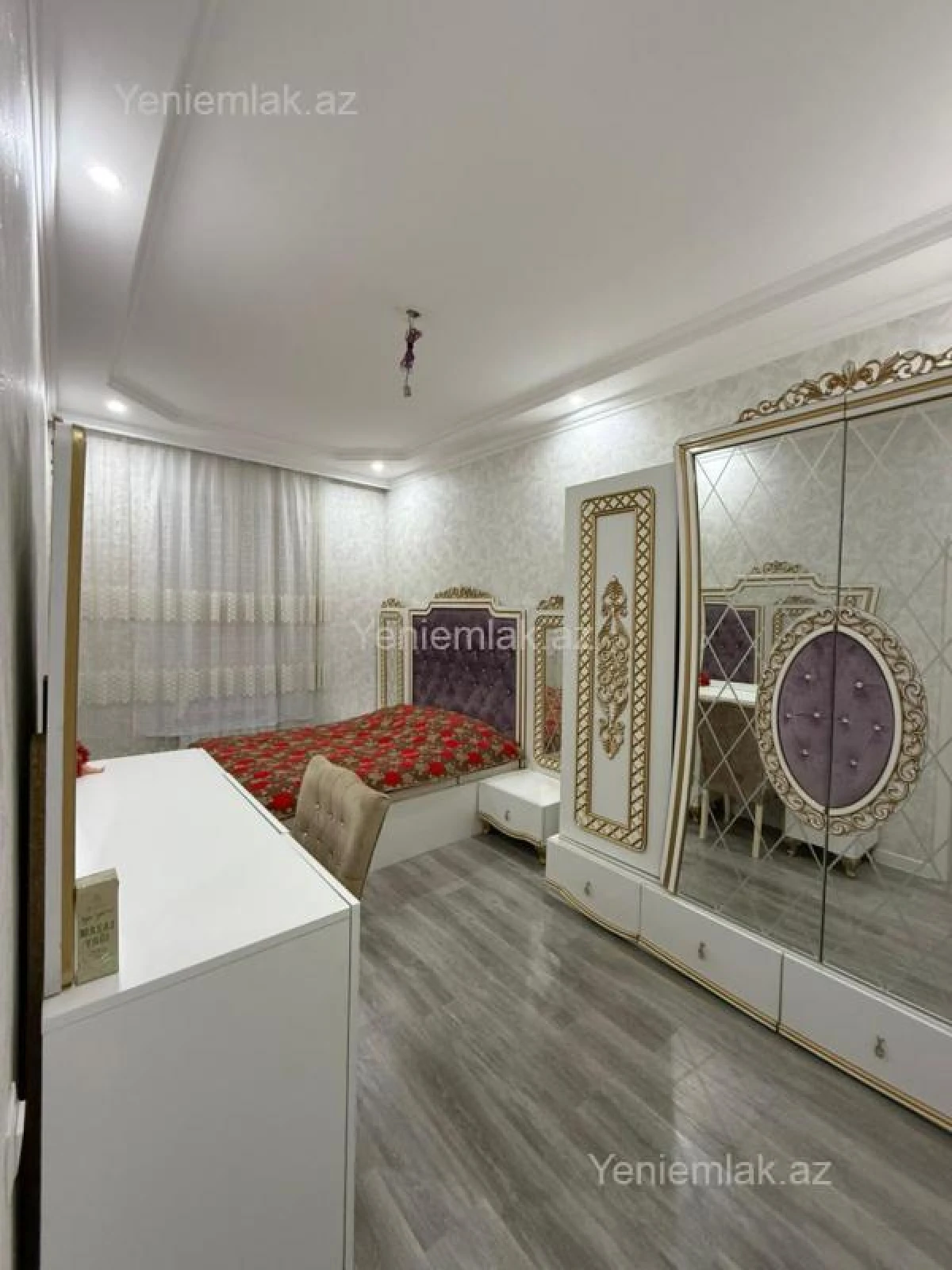 Satılır 5 otaqlı həyət evi 140 m²