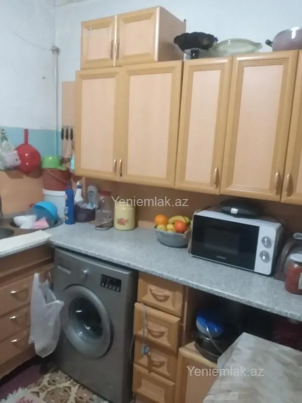 Satılır 3 otaqlı köhnə tikili 72 m²