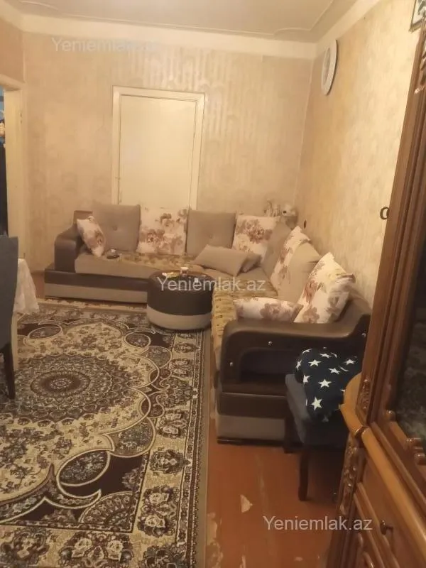 Satılır 3 otaqlı köhnə tikili 72 m²