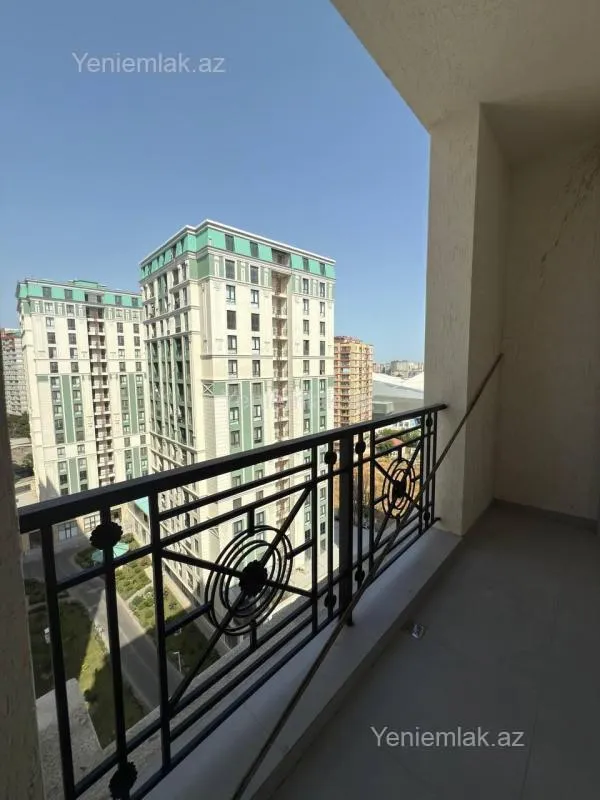 Satılır 3 otaqlı yeni tikili 140 m²