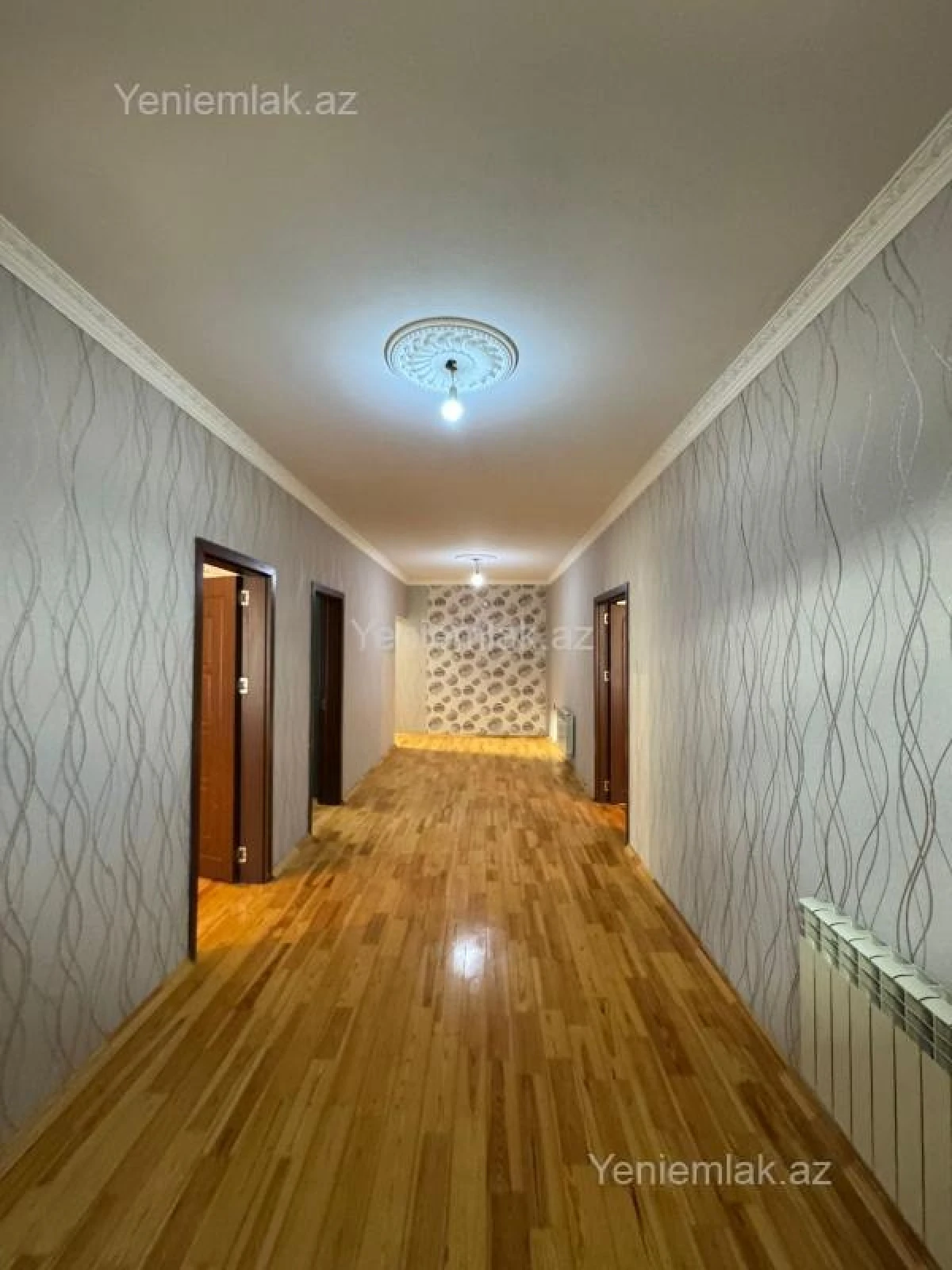 Satılır 6 otaqlı həyət evi 220 m²