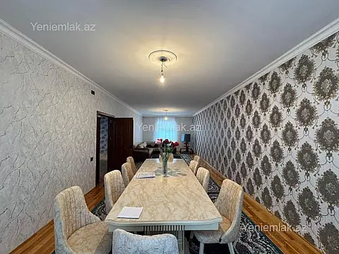 Satılır 6 otaqlı həyət evi 220 m²