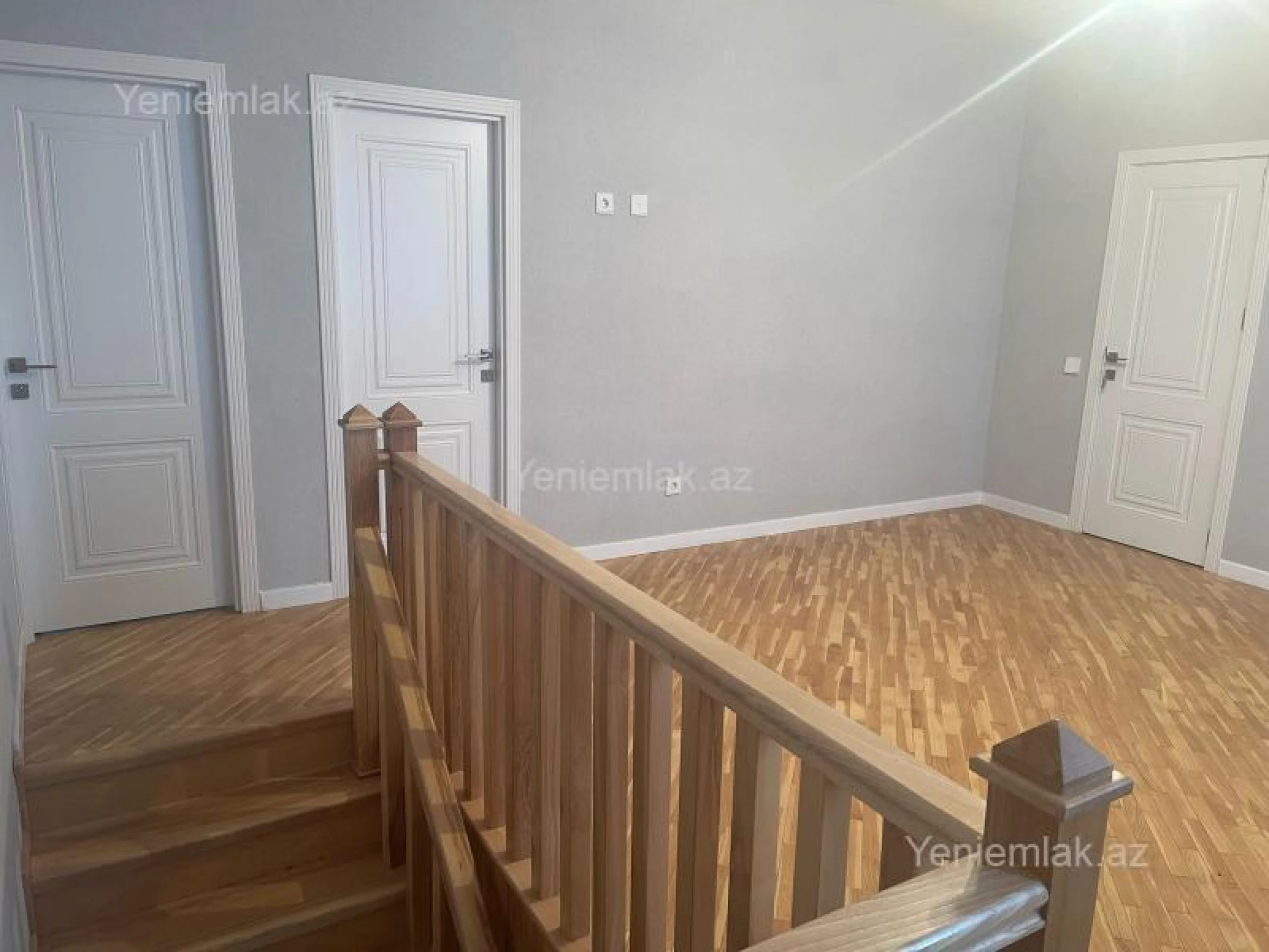 Satılır 4 otaqlı köhnə tikili 168 m²