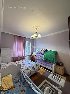 Satılır 2 otaqlı köhnə tikili 65 m²