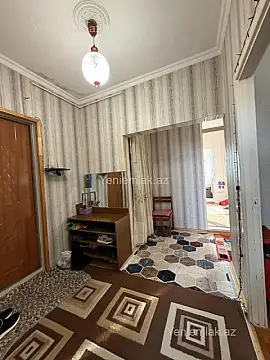 Satılır 2 otaqlı köhnə tikili 65 m²