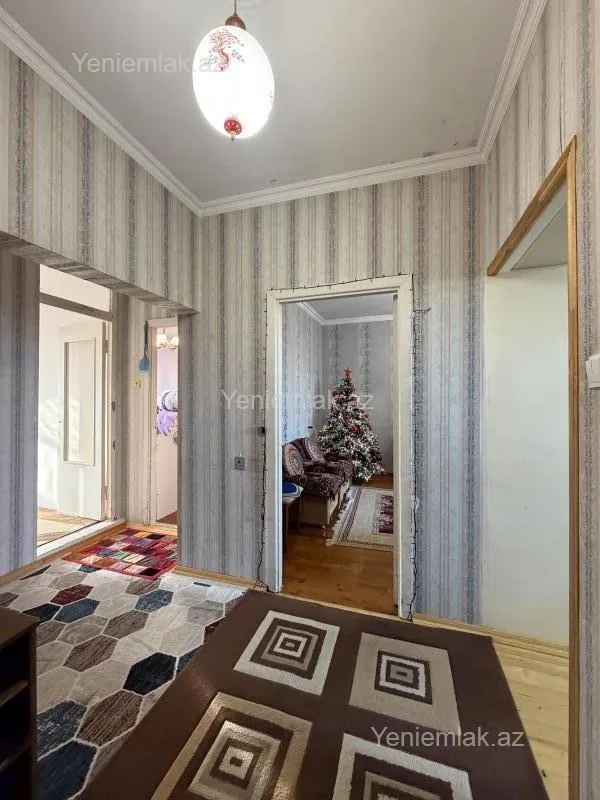 Satılır 2 otaqlı köhnə tikili 65 m²