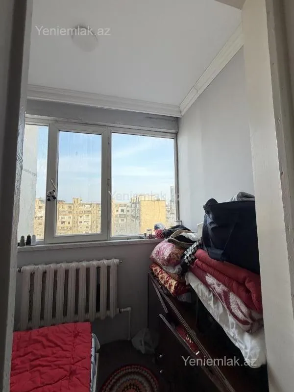 Satılır 2 otaqlı köhnə tikili 65 m²