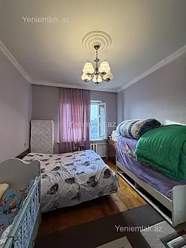 Satılır 2 otaqlı köhnə tikili 65 m²