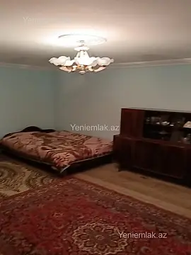 Satılır 6 otaqlı həyət evi 250 m²