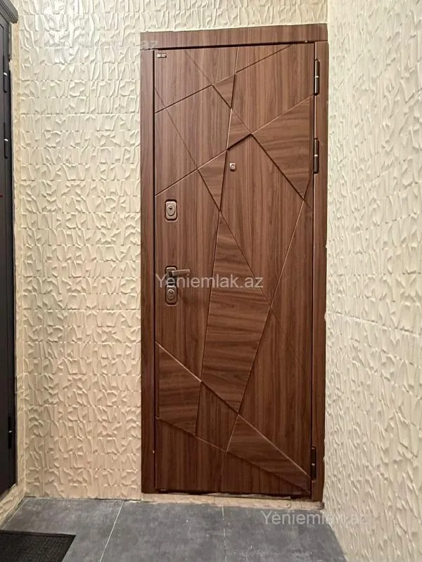 Satılır 3 otaqlı yeni tikili 100 m²