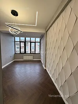 Satılır 3 otaqlı yeni tikili 100 m²