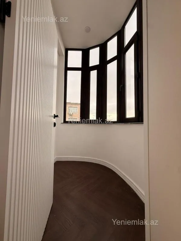 Satılır 3 otaqlı yeni tikili 100 m²