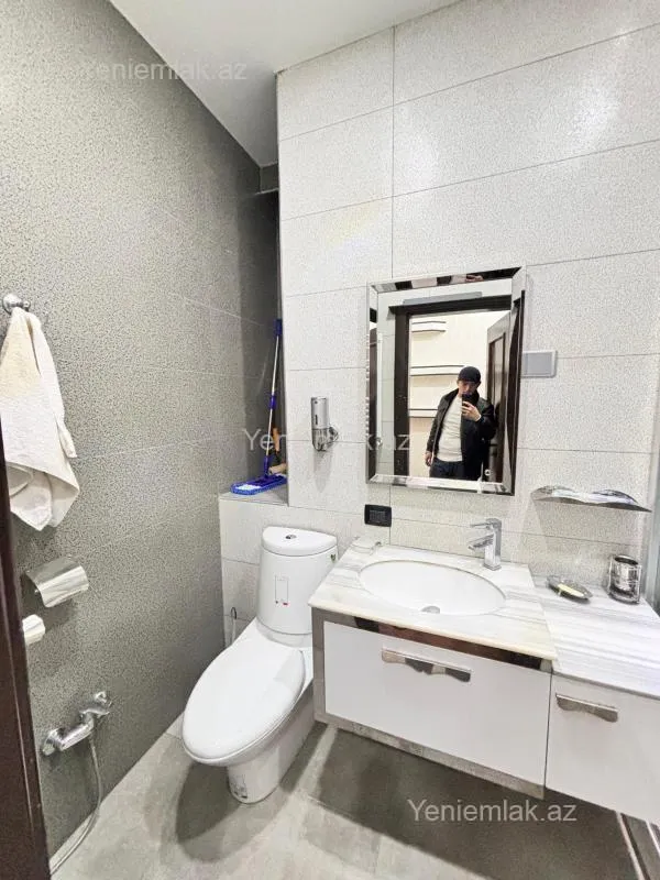 Satılır 4 otaqlı yeni tikili 140 m²