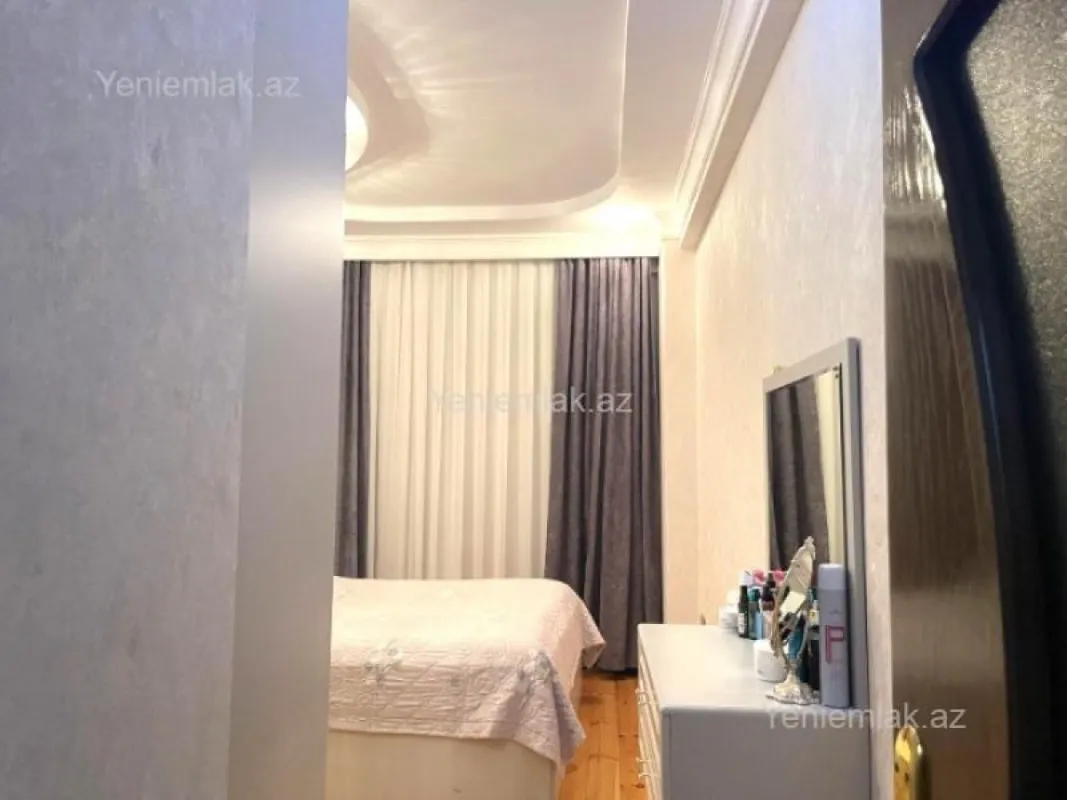 Satılır 2 otaqlı yeni tikili 90 m²