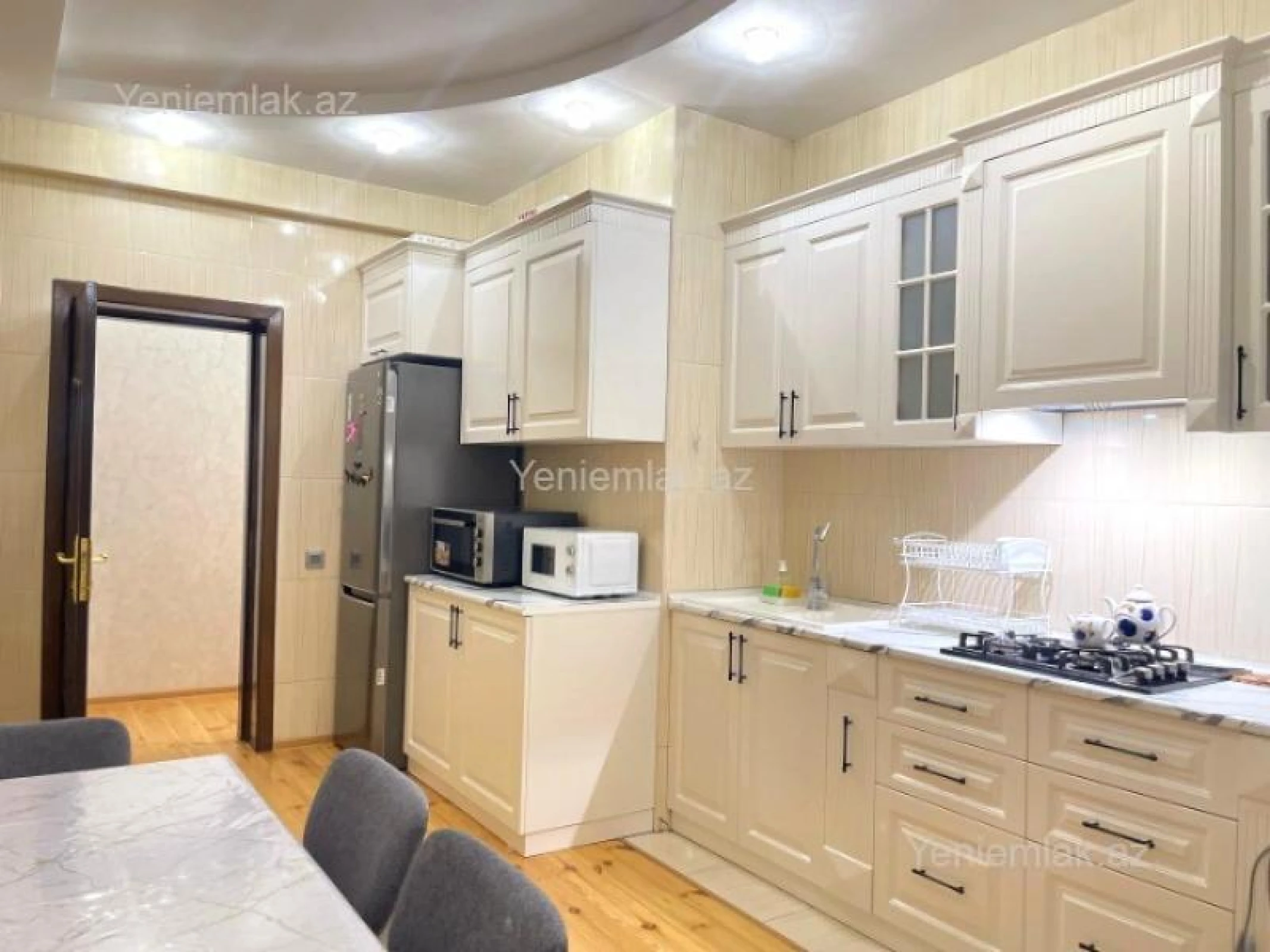 Satılır 2 otaqlı yeni tikili 90 m²