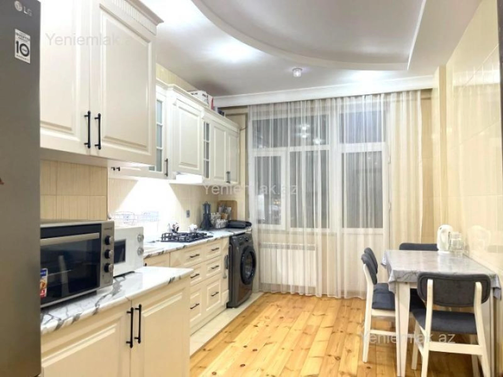 Satılır 2 otaqlı yeni tikili 90 m²