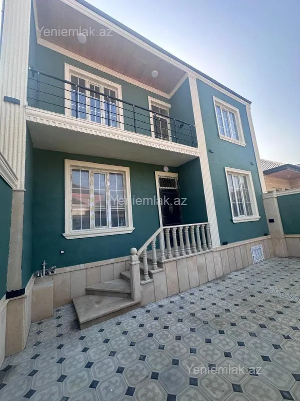 Satılır 4 otaqlı həyət evi 130 m²