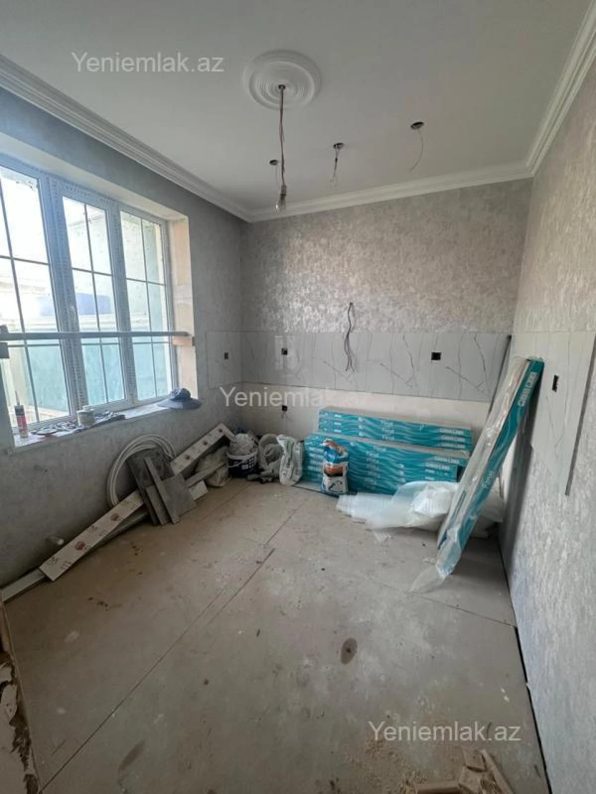 Satılır 4 otaqlı həyət evi 130 m²