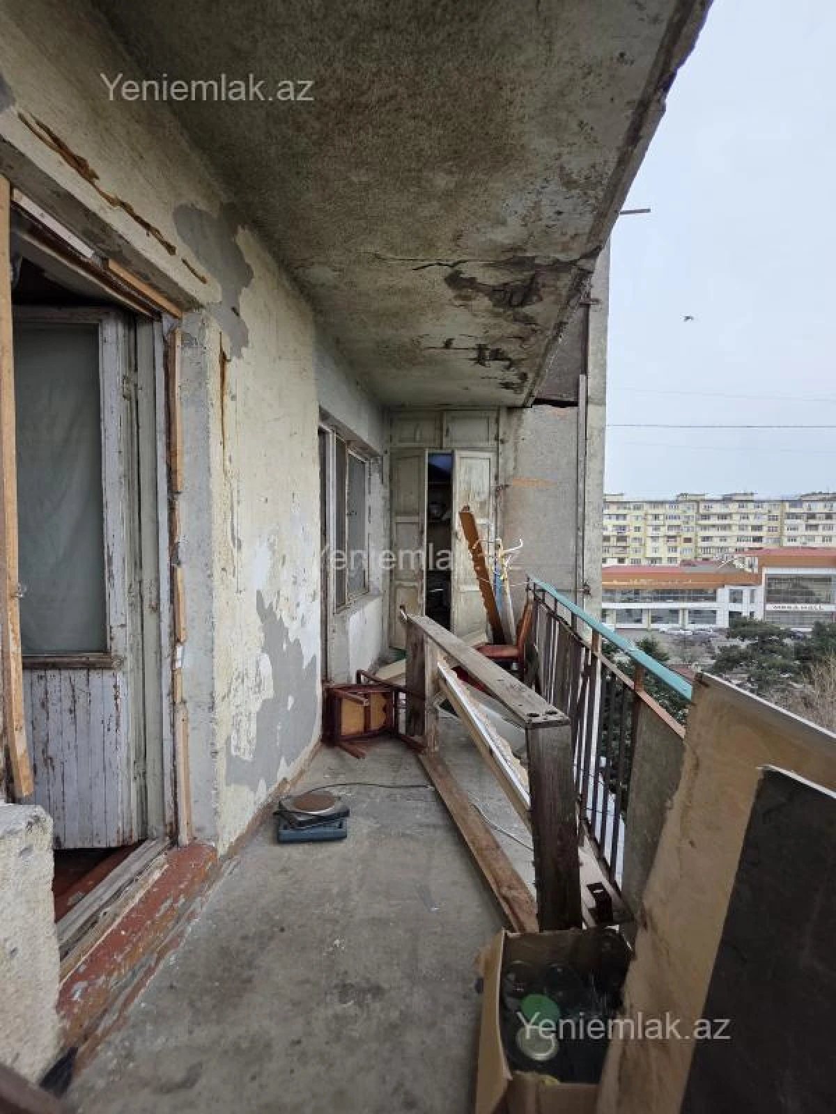 Satılır 1 otaqlı köhnə tikili 45 m²