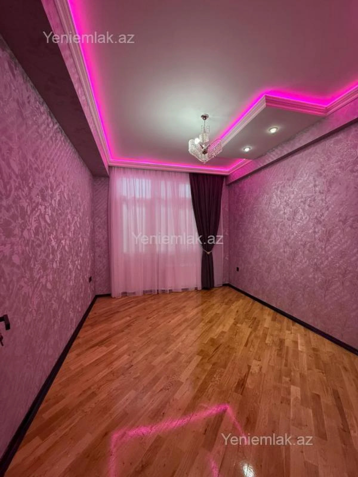 Satılır 2 otaqlı yeni tikili 75 m²