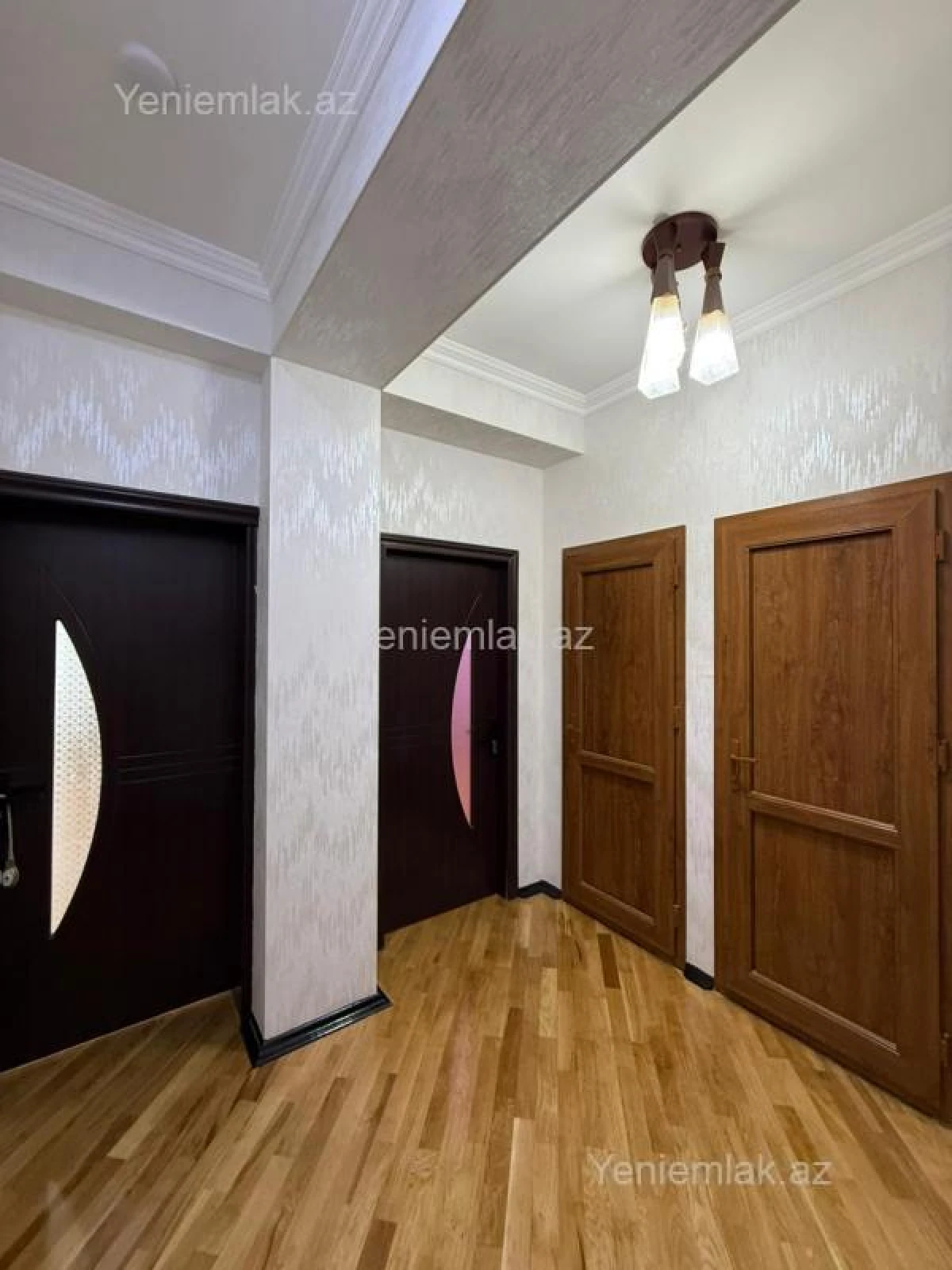 Satılır 2 otaqlı yeni tikili 75 m²