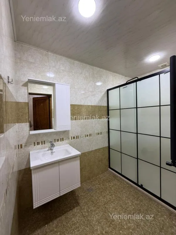 Satılır 2 otaqlı yeni tikili 75 m²