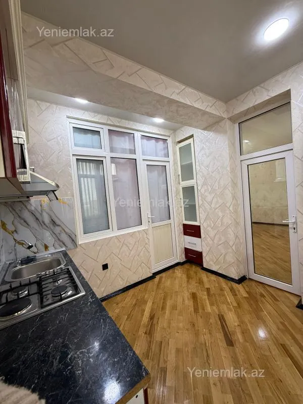 Satılır 2 otaqlı yeni tikili 75 m²